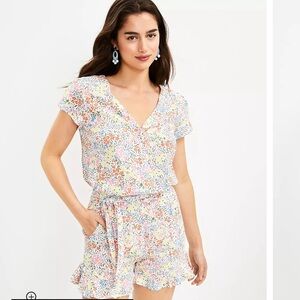 LOFT 6P romper. Excellent condition. Worn once